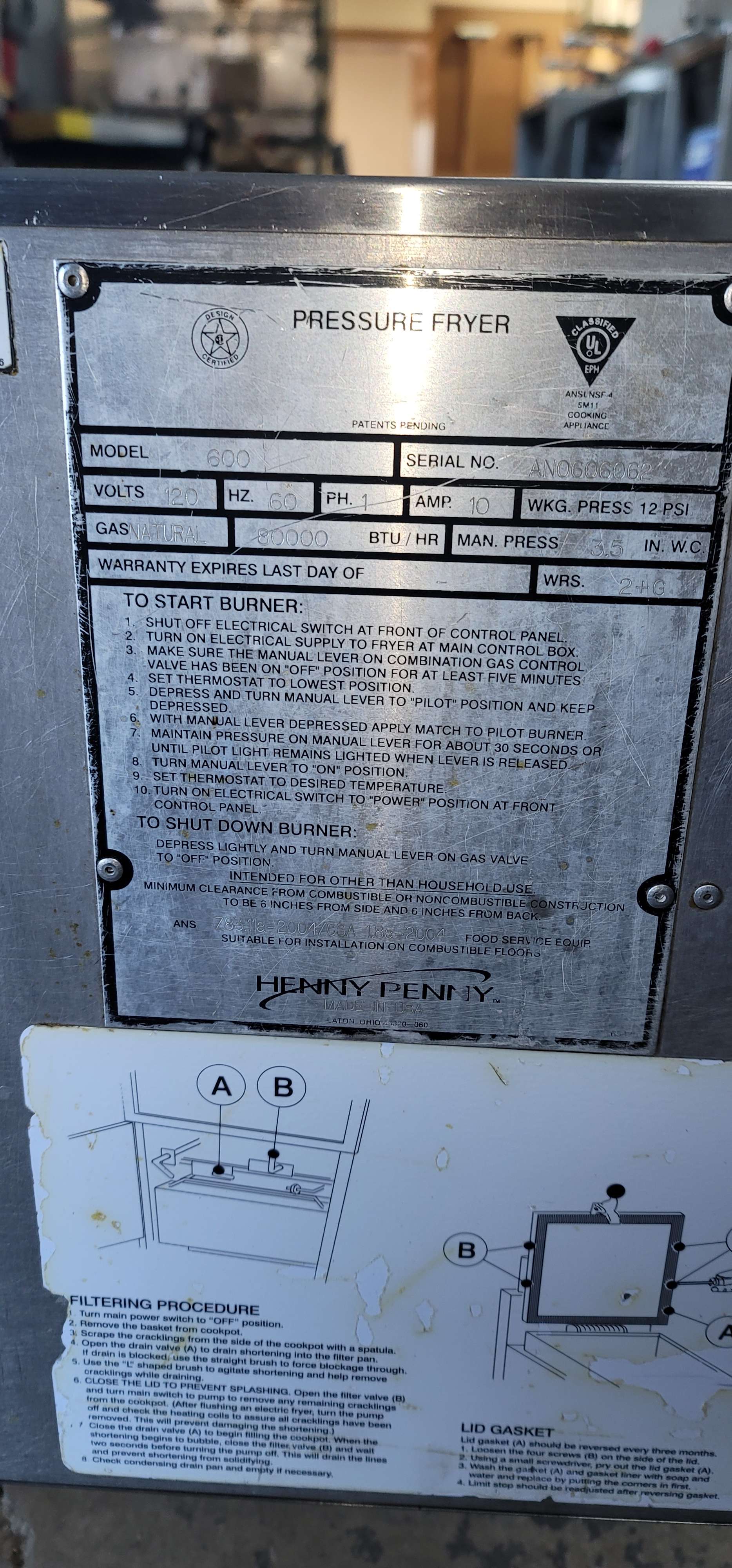 Henny Penny Fryer - Open View